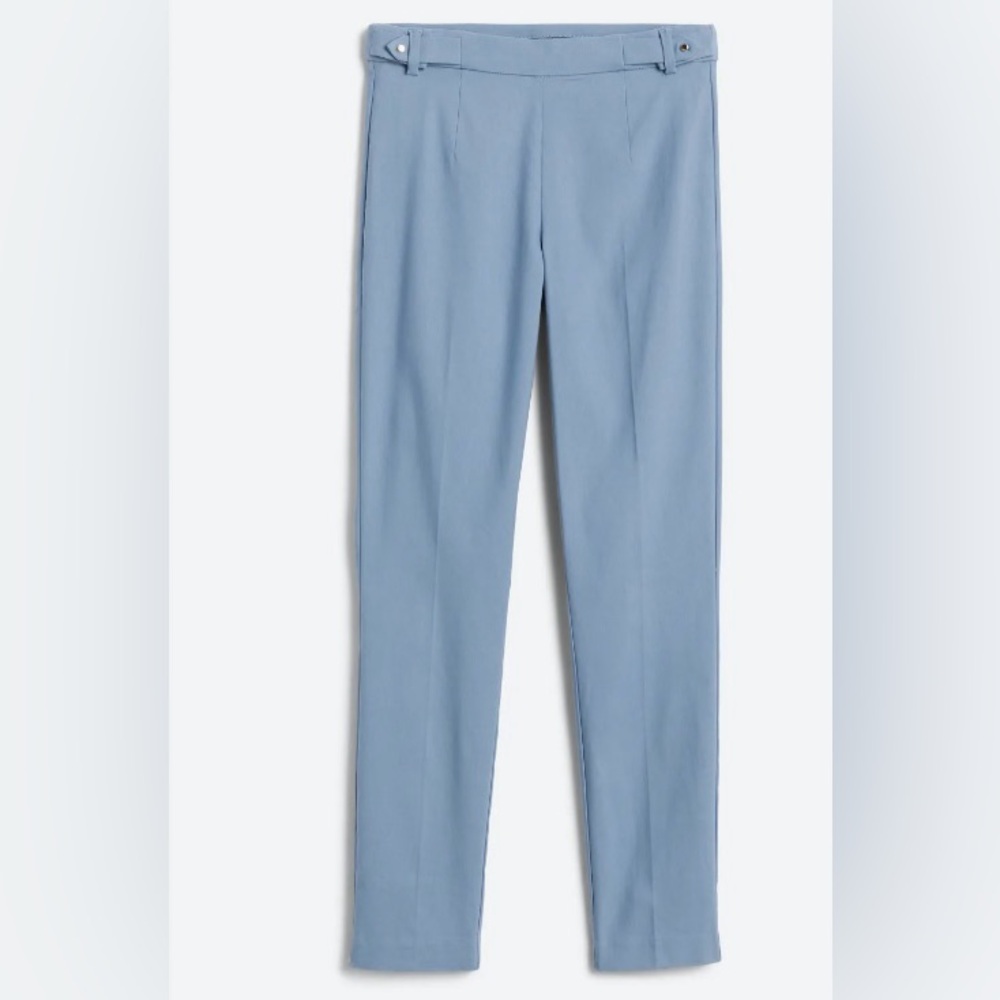 Violets & Roses Tinsley Mid Rise Slim Straight pants Color Blue Size 4 inseam 28